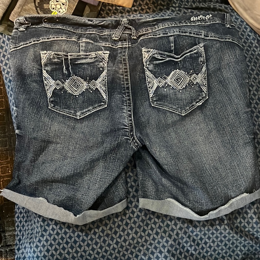 Women size 16 shorts